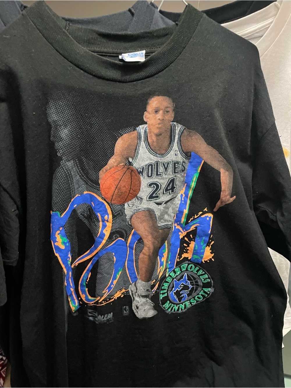 Vintage Timberwolves 'Pooh' Graphic Basketball Tee - Black